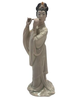 Source Unknown Cream Ceramic Geisha Figurine Playing Flute